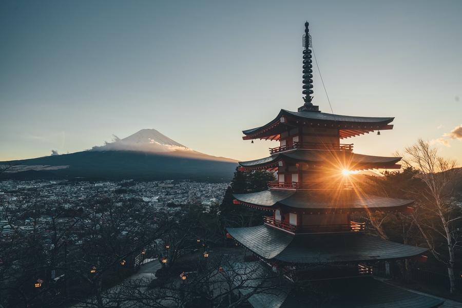 日本阁楼 富士山摄影 8k超高清壁纸 易点图网