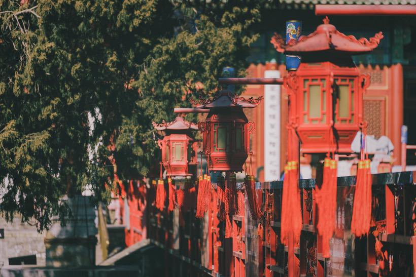 北京春节街道 红灯笼 8K超清壁纸下载 易点图网
